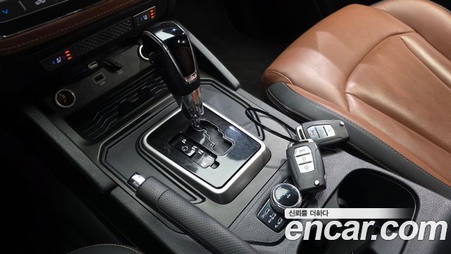 KG_Mobility_Ssangyong Rexton Diesel 2.2 4WD — photo 1 of 31