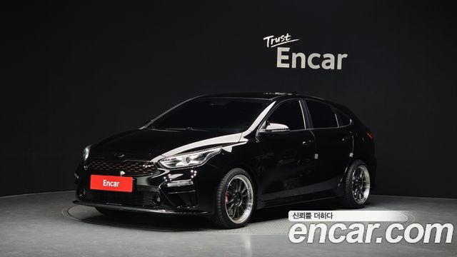 Kia K3 5Door GT Signature — photo 1 of 20