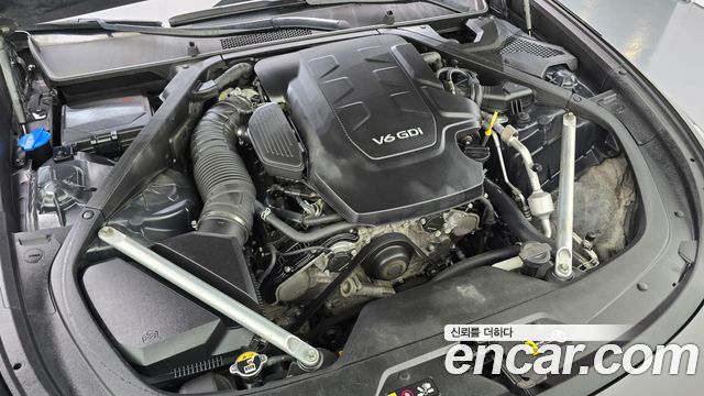 Kia K9 3.8 GDI AWD — photo 1 of 20