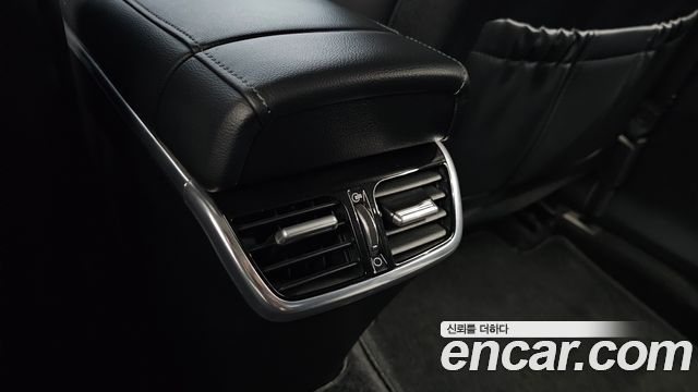 Hyundai Grandeur 2.5 — photo 1 of 32