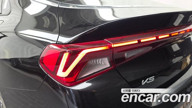 Kia K5 2.0 — photo 1 of 31