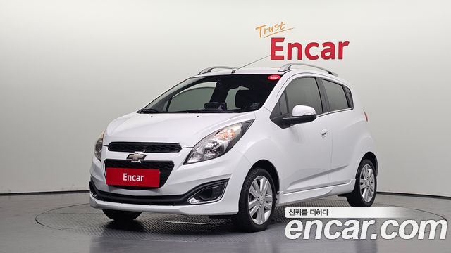 2013 ChevroletGMDaewoo Spark LT, photograph 7