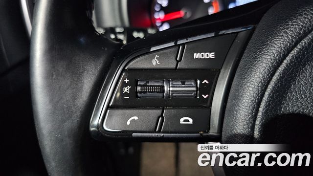 Kia Sportage Gasoline — photo 1 of 20