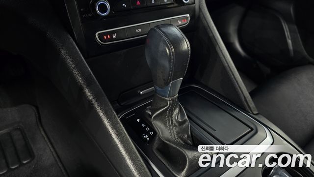 Renault-KoreaSamsung SM6 2.0 GDe SE — photo 1 of 20