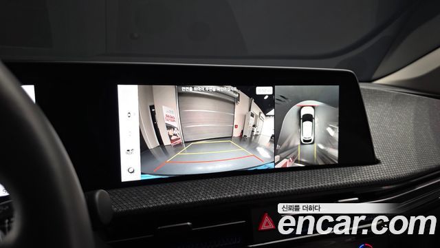 Kia EV6 Long Range — photo 1 of 40