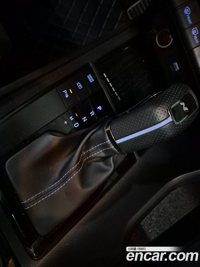Hyundai AVANTE 2.0 N — photo 1 of 20