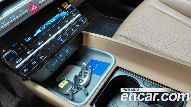 Hyundai Grandeur Exclusive — photo 1 of 29