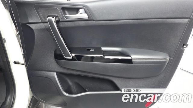 Kia Sportage Diesel 2WD Noblesse — photo 1 of 35