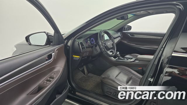 Hyundai Grandeur 3.0 Exclusive — photo 1 of 20