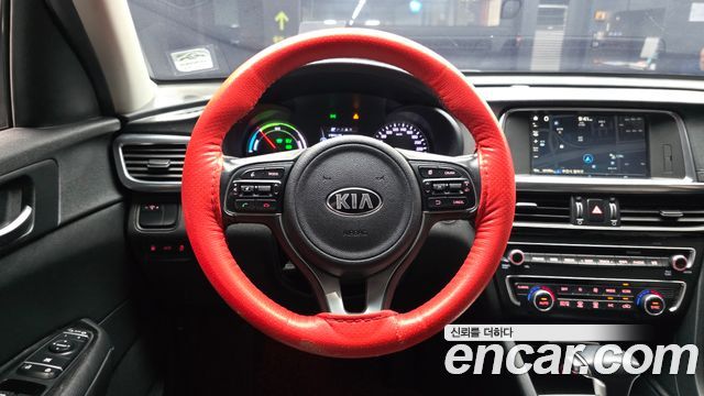 2016 Kia K5 Noblesse, photograph 3
