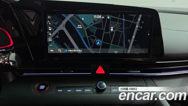 Hyundai AVANTE 1.6 — photo 1 of 27