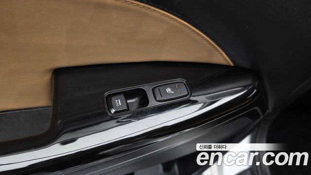 2019 Kia K7 Signature, photograph 5