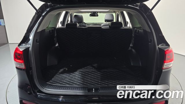 Kia Sorento Diesel 2.0 2WD — photo 1 of 20