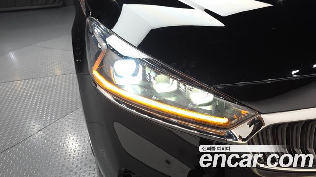 2017 Kia K7 2.4 GDI Limited, photograph 6