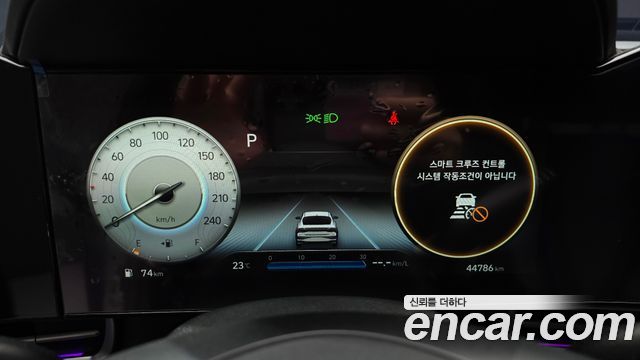 Hyundai AVANTE 1.6 — photo 1 of 20