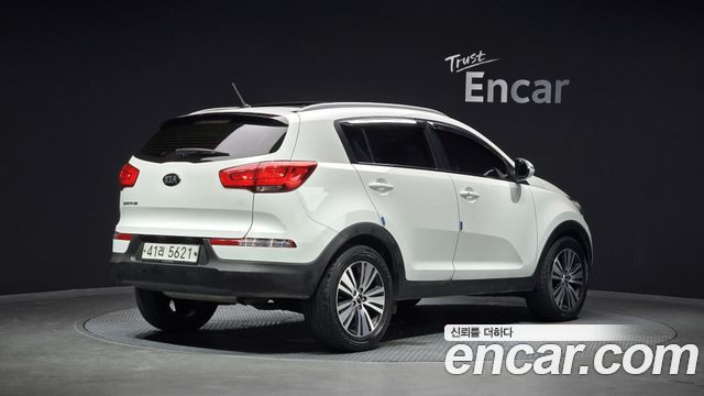 Kia Sportage Diesel 2WD Trendy — photo 1 of 20