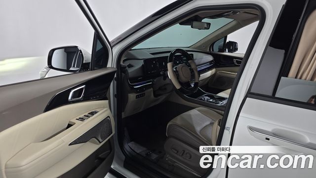 Kia Canival HEV 9-Seater Hi-Limousine (Special vehicle) — photo 1 of 20
