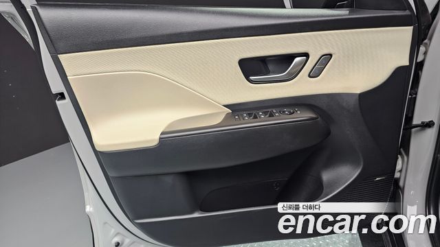 Hyundai Kona Gasoline 1.6 Turbo 2WD — photo 1 of 37