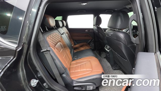 KG_Mobility_Ssangyong Rexton Diesel 2.2 4WD — photo 1 of 20