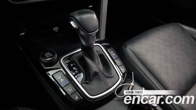 Kia Seltos Gasoline 1.6 Turbo 2WD — photo 1 of 31