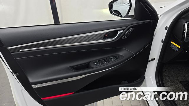 Hyundai Grandeur 2.4 Premium — photo 1 of 35
