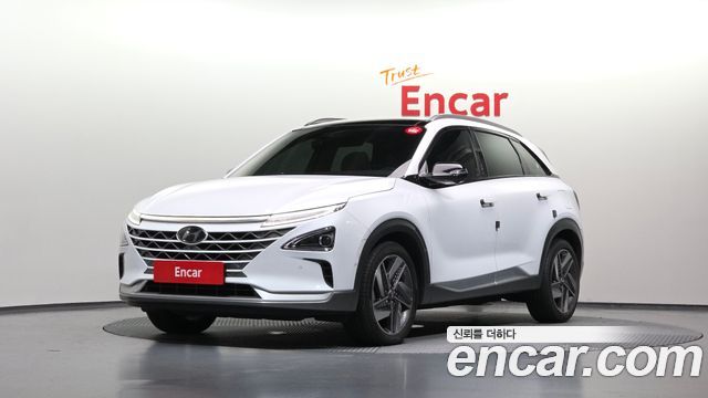 Hyundai Nexo Premium — photo 1 of 34