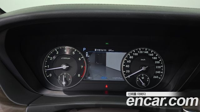Genesis G90 3.3 T AWD — photo 1 of 39