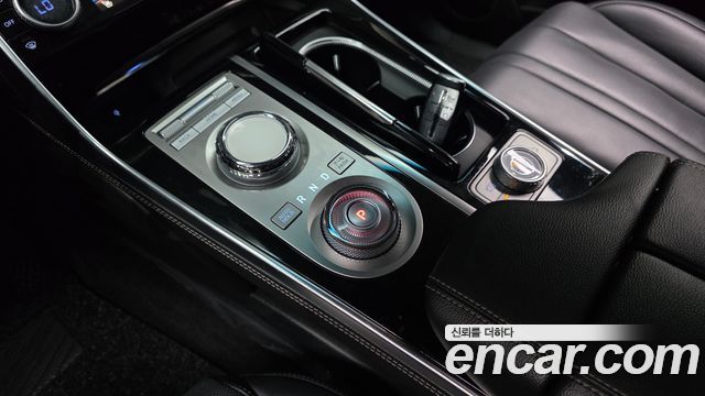 Genesis GV80 2.5T Gasoline AWD — photo 1 of 20