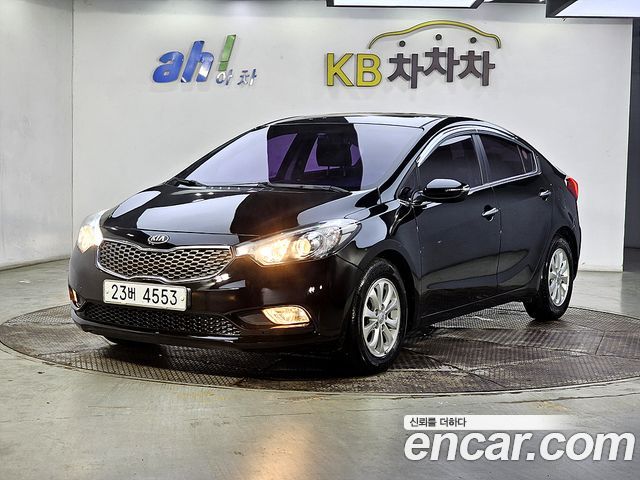Kia K3 Trendy — photo 1 of 20