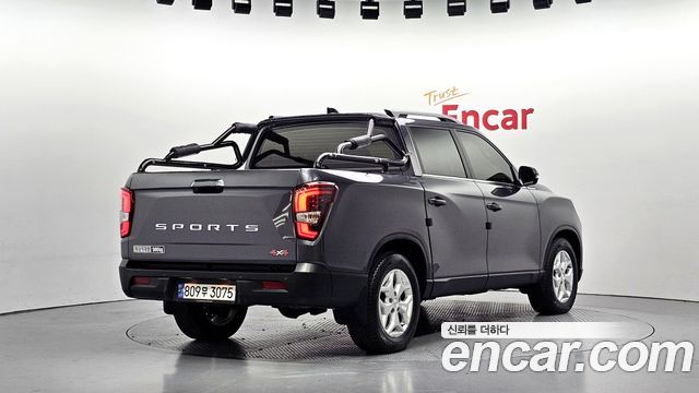 KG_Mobility_Ssangyong Rexton Diesel 2.2 4WD — photo 1 of 20