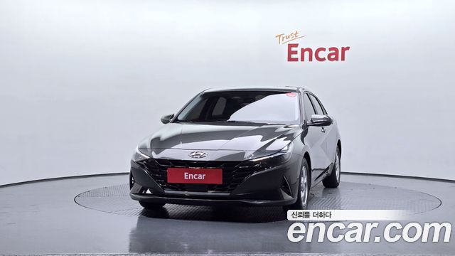 Hyundai AVANTE 1.6 — photo 1 of 20