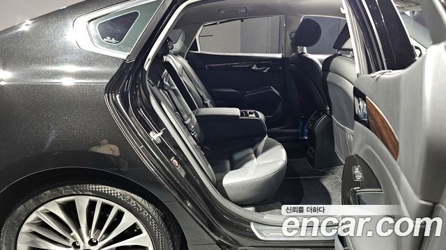 Kia K7 2.4 GDI Noblesse — photo 1 of 20