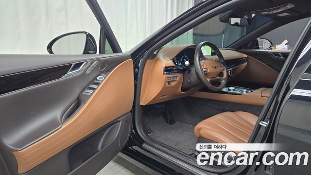 Genesis G80 Gasoline 2.5 Turbo AWD — photo 1 of 20