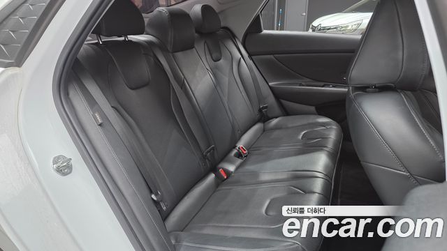 2024 Hyundai AVANTE 1.6, photograph 12