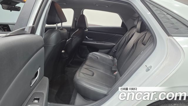 2024 Hyundai AVANTE 1.6, photograph 1