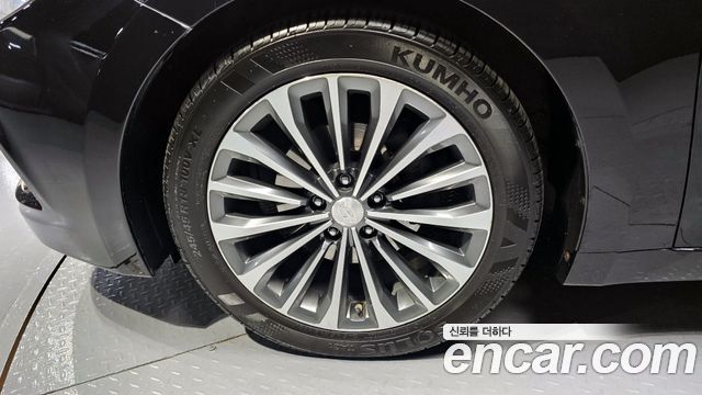 Hyundai Grandeur HG300 Premium — photo 1 of 20