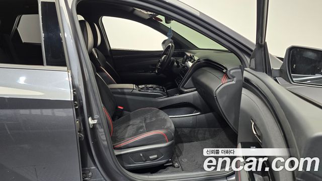Hyundai Tucson Diesel 2.0 2WD — photo 1 of 20