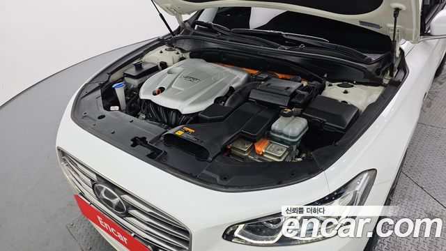 2017 Hyundai Grandeur Exclusive, photograph 7