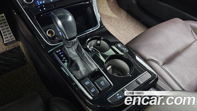 2017 Hyundai Grandeur Exclusive, photograph 5