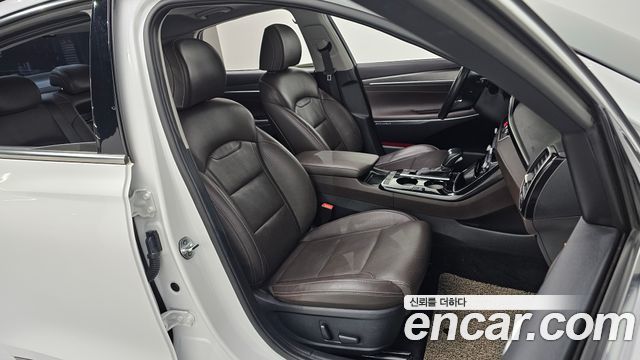 2017 Hyundai Grandeur Exclusive, photograph 11