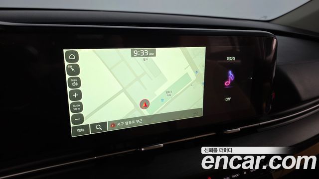 Kia Canival Diesel 7-Seater Signature — photo 1 of 20