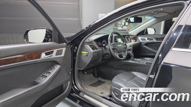 Hyundai Genesis G330 Modern AWD — photo 1 of 20