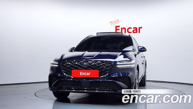 Genesis GV70 2.5T Gasoline AWD — photo 1 of 20