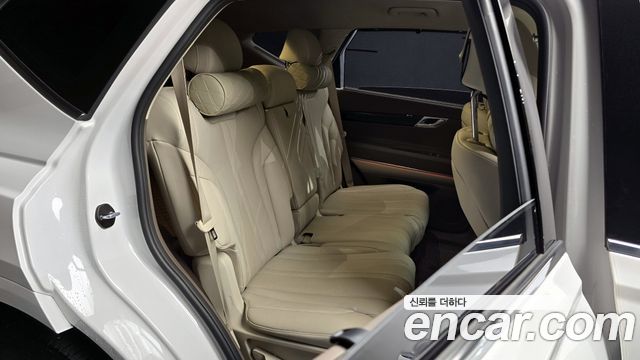 Genesis GV80 2.5T Gasoline 2WD — photo 1 of 20
