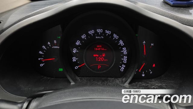 2011 Kia Sportage Diesel 2WD TLX, photograph 2