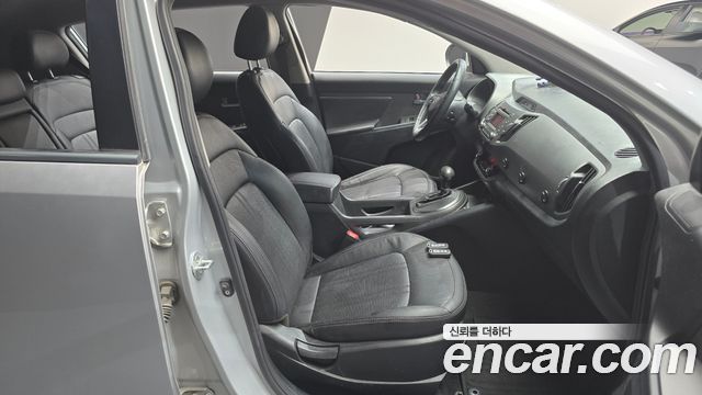 2011 Kia Sportage Diesel 2WD TLX, photograph 6