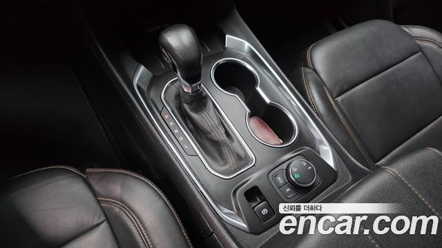 ChevroletGMDaewoo Traverse 3.6 AWD LT Leather Premium — photo 1 of 20