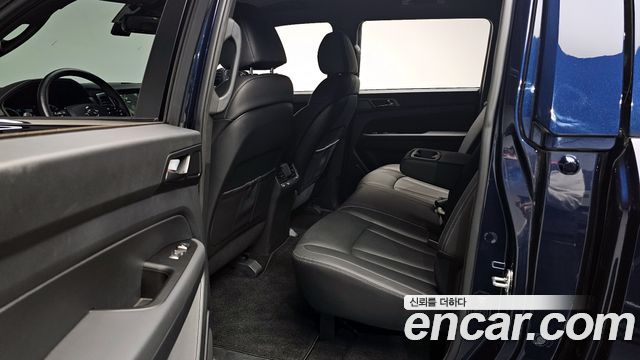 KG_Mobility_Ssangyong Rexton Diesel 2.2 4WD — photo 1 of 20