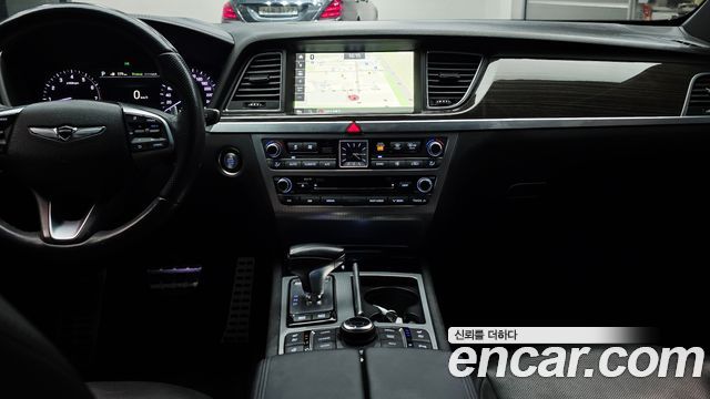 Genesis G80 3.3 GDI AWD — photo 1 of 34