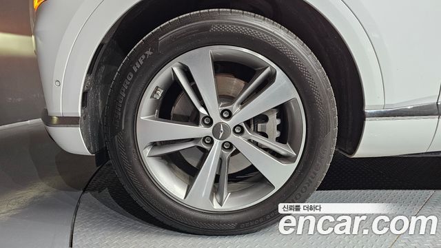 Genesis GV80 3.0 Diesel AWD — photo 1 of 30